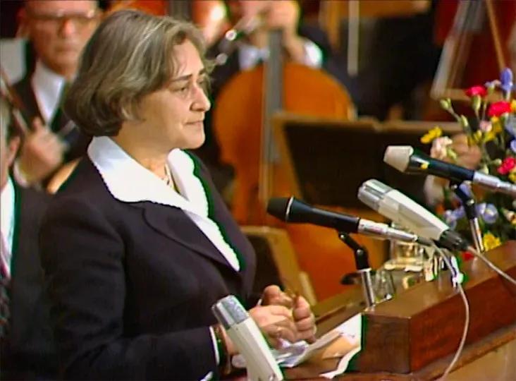 олена боннер.webp