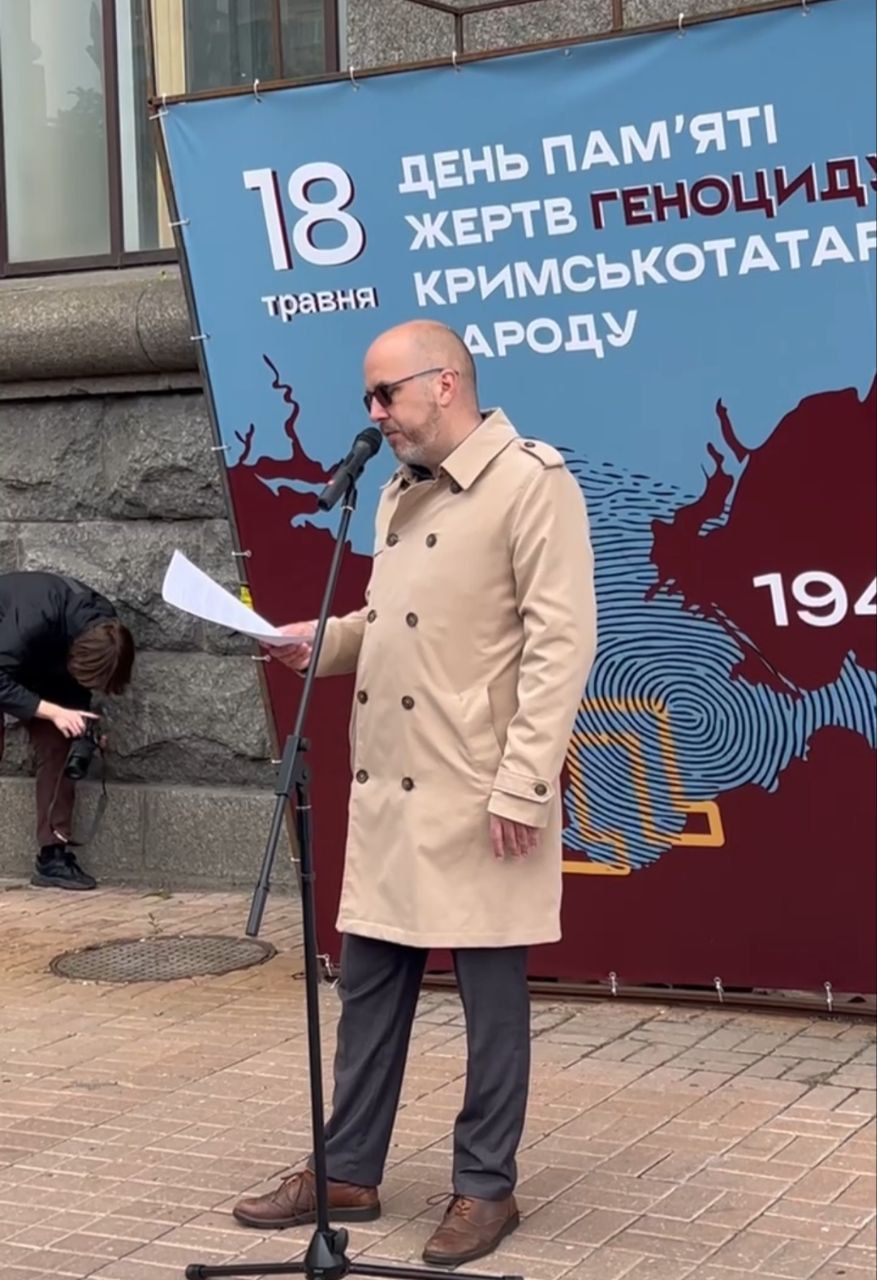 виставка чистіков.jpg